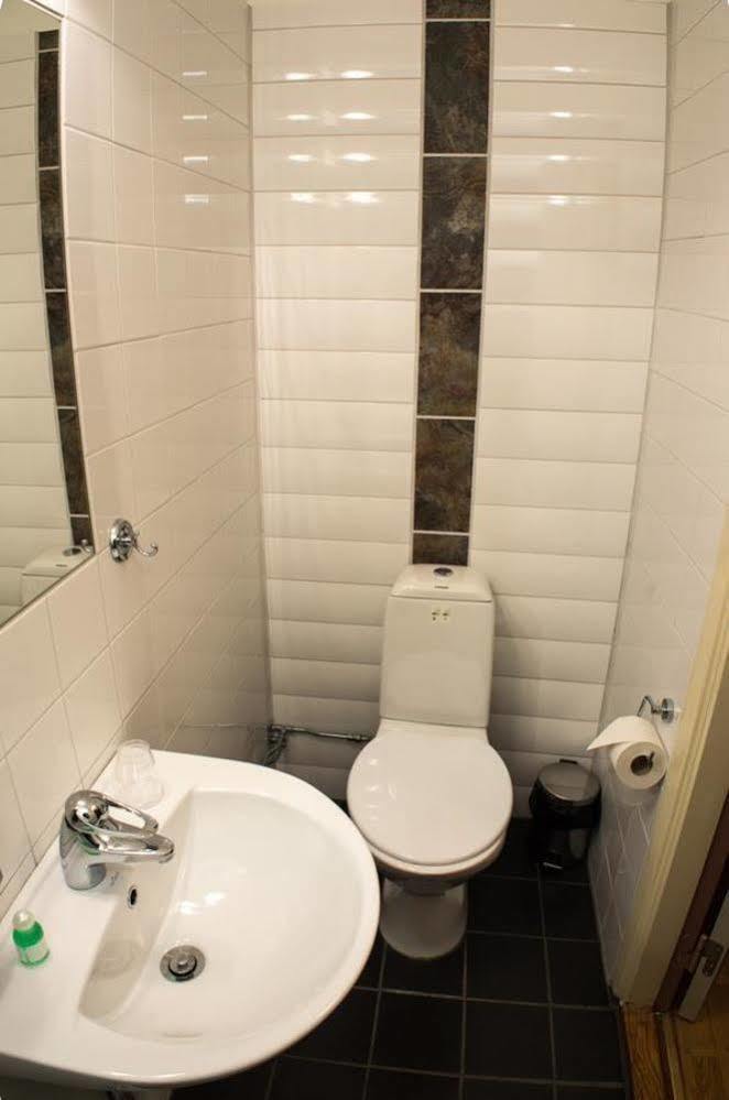Finspång Hotel De Geer מראה חיצוני תמונה